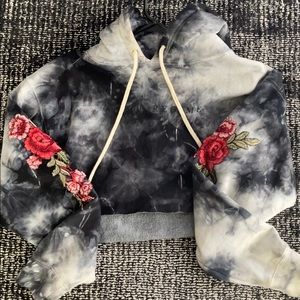 Civil regime cropped tie dye embroidered hoodie